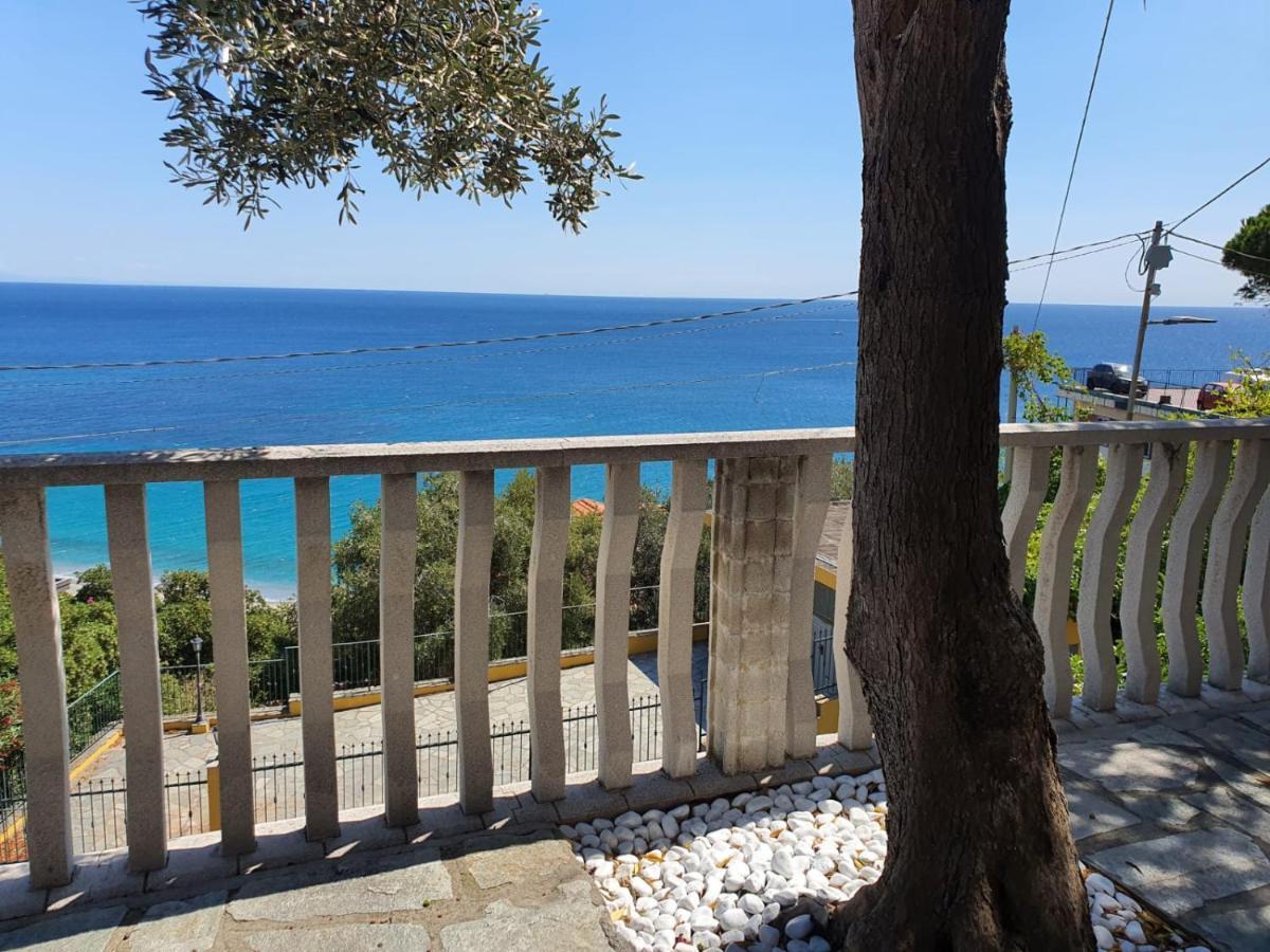 Una finestra sul mare monolocale Apartment Bergeggi Exterior foto