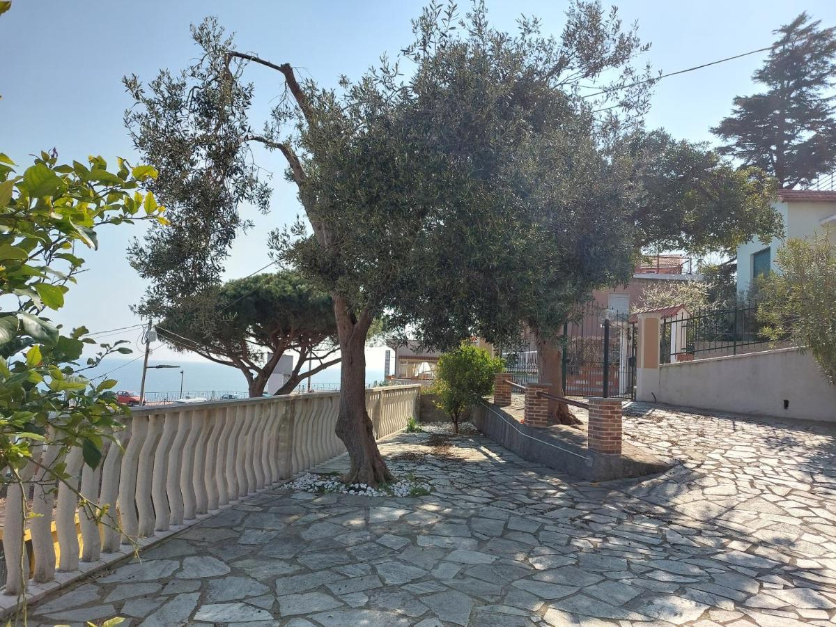 Una finestra sul mare monolocale Apartment Bergeggi Exterior foto