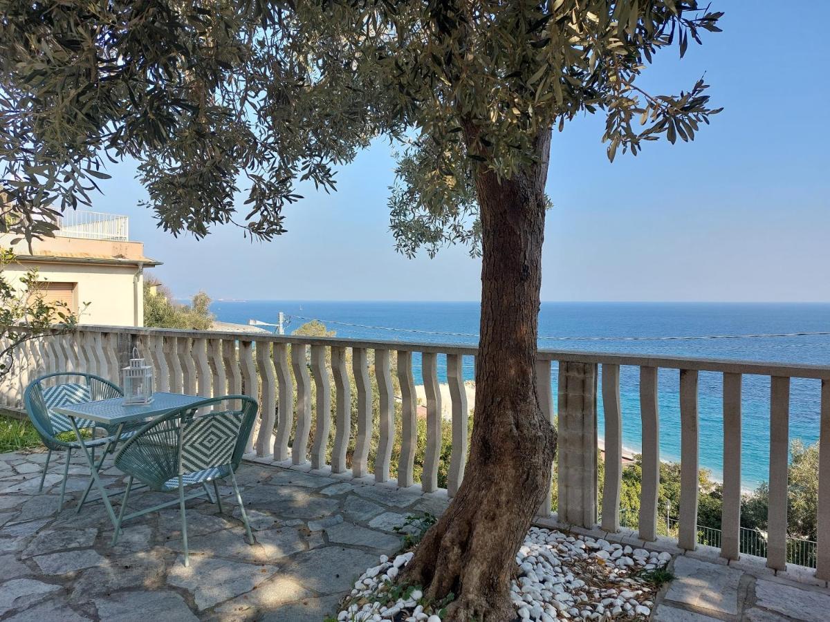 Una finestra sul mare monolocale Apartment Bergeggi Exterior foto